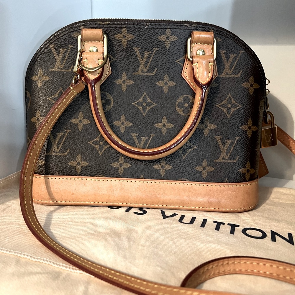 Luis Vuitton Alma BB Handbag